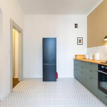Vintage Charm-3 Bedrooms-old Town