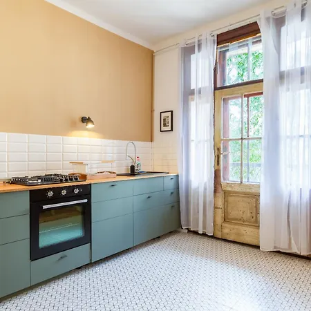 아파트 Vintage Charm,3 Bedrooms,old Town