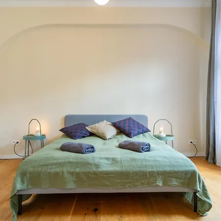 Vintage Charm,3 Bedrooms,old Town